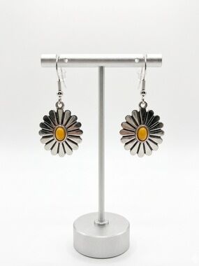 Silver Tone Daisy Drop Earrings